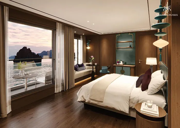 Hotel Orchid Luxury Cruise 5*
