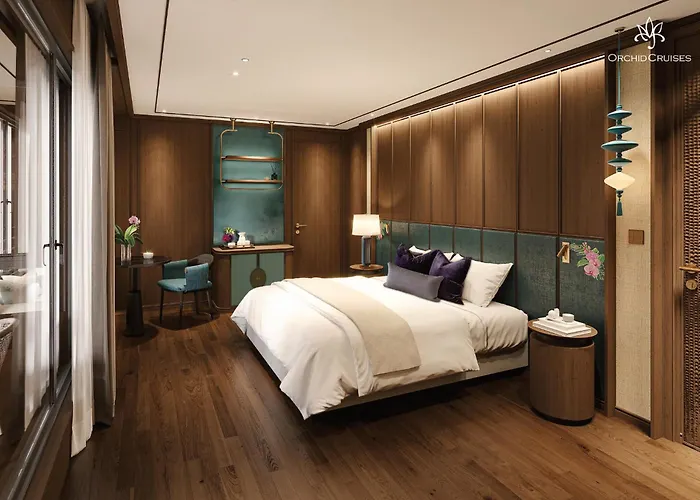 Hotel Orchid Luxury Cruise